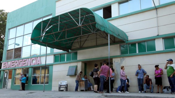 135 médicos pagaron a red por plazas en IHSS de San Pedro