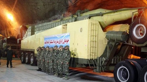 Irán exhibe por primera vez su arsenal secreto subterráneo