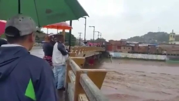 Hallan el cadáver del hombre que se lanzó a las aguas del río Choluteca