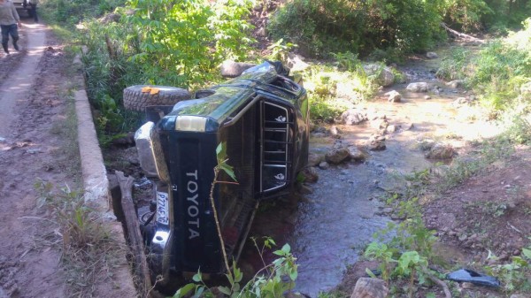 Accidente deja al menos 28 heridos en Santa Bárbara