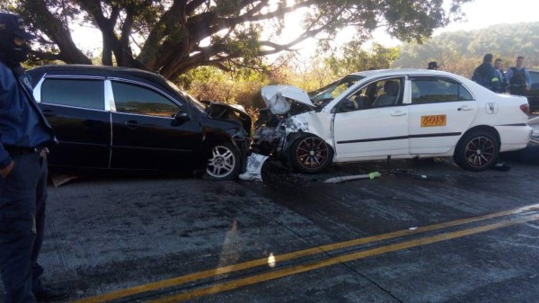 Dos muertos y cuatro heridos en accidente en Sabanagrande