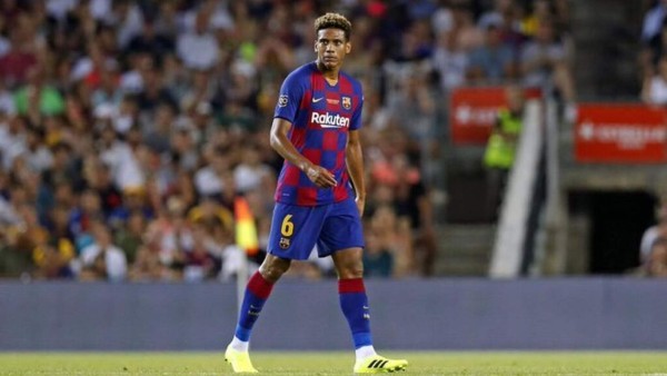 Todibo, el futbolista del Barcelona que dio positivo por coronavirus