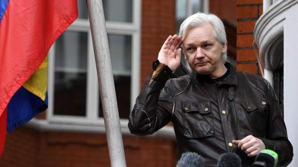 Caso Assange no figura en agenda de presidente ecuatoriano por Europa