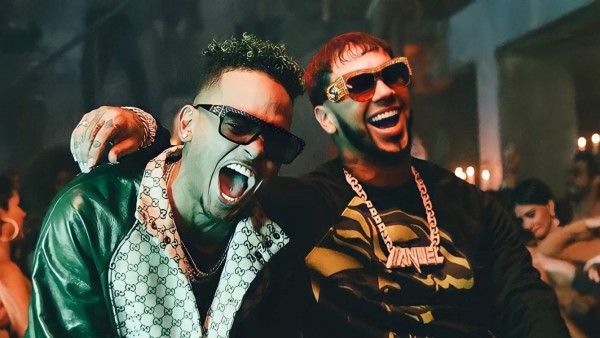 Ozuna y Anuel AA lanzan el disco 'Los Dioses'