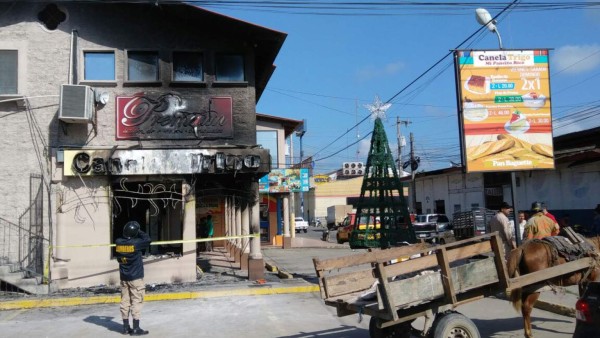 Cuatro negocios saqueados y quemados en El Progreso