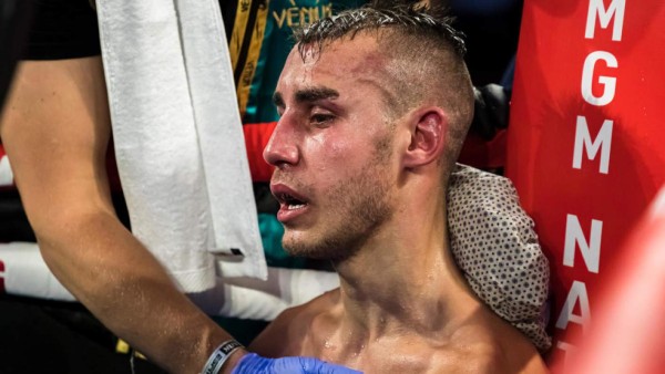 Video: Muere boxeador ruso que estuvo en la velada de la pelea de Teófimo López