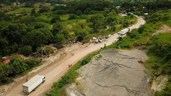 Habilitan paso controlado hacia aduanas de Agua Caliente y El Poy