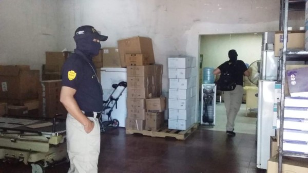 Decomisan documentos en hospital de Comayagua por supuesto hurto de medicamentos