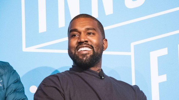 Kanye West presenta spot de su campaña presidencial