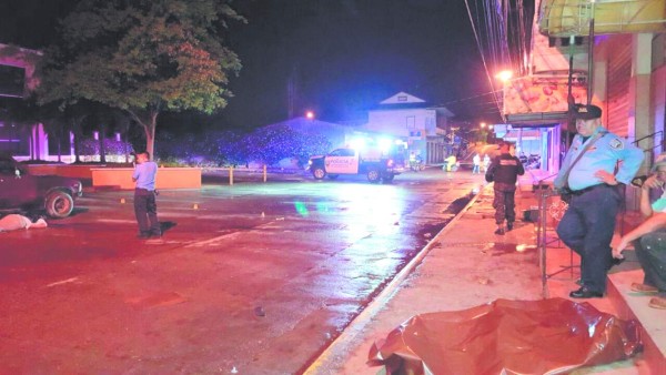 Matan a dos hombres en La Lima; caen sospechosos  