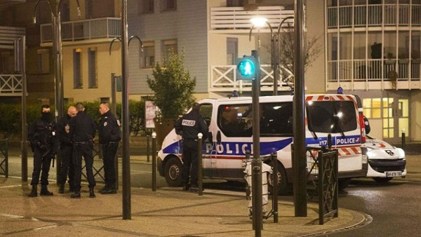 Nuevo ataque en París deja siete heridos graves