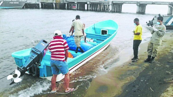 Rescatan otros dos cuerpos de pescadores hondureños