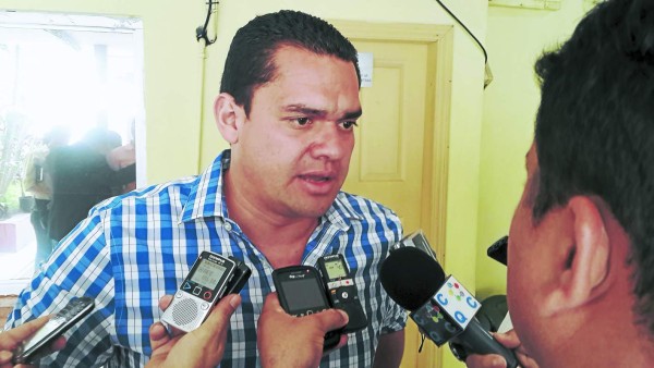 Presidente de Honduras ordenará pruebas de confianza a altos funcionarios