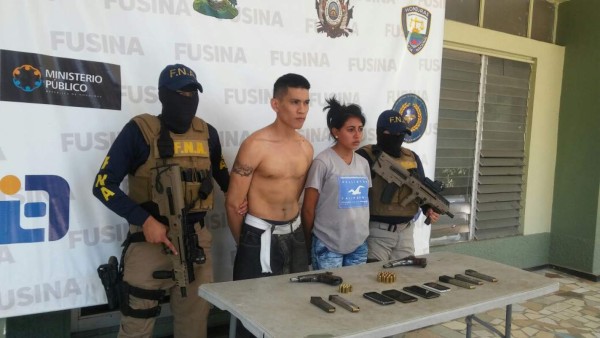 Luis David Cáceres Castro (21) Chelsy Marisol Gonzáles de 18 fueron detenidos en Lomas del Carmen en San Pedro Sula.