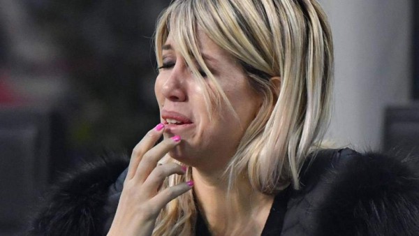 Video: Wanda Nara rompe en llanto al hablar de su esposo Icardi