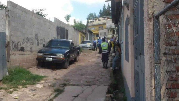 Hallan cadáver envuelto en sábanas en Tegucigalpa