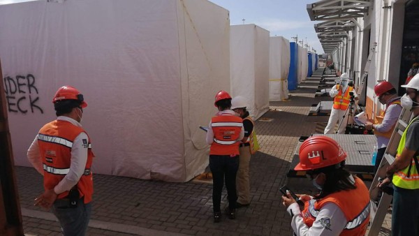 Continúa inspección de contenedores con hospitales móviles en Honduras