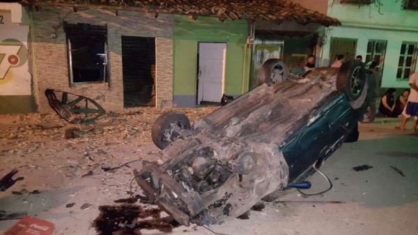 Con mortero de alto poder hacen explotar carro en La Entrada, Copán