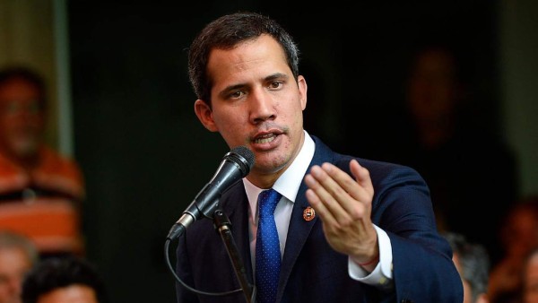 Maduro revela pruebas que ligan a Guaidó con fallido ataque en Venezuela