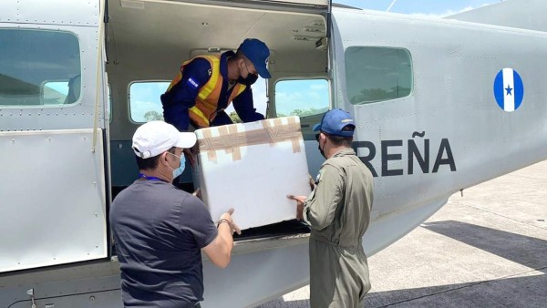 Llegada de vacunas a Roatán da empuje al sector turístico