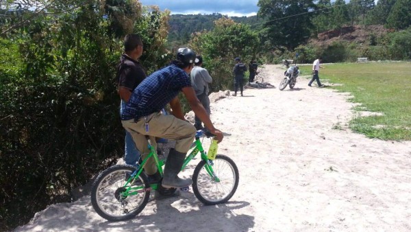 Encuentran osamenta enterrada en cancha de Comayagua