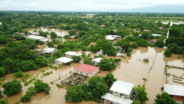 Anuncian medidas para ayudar a productores afectados por inundaciones