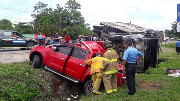 Cuatro muertos deja accidente en la carretera entre El Progreso y Tela