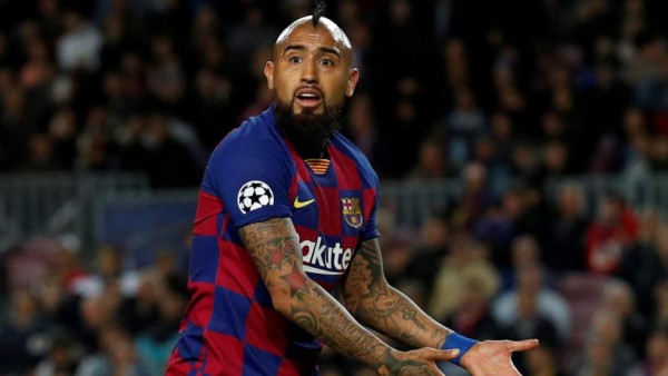 Arturo Vidal causa revuelo al hablar sobre el futuro de Quique Setién en Barcelona