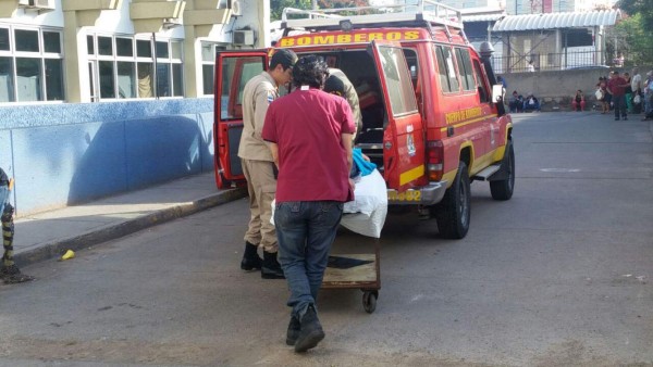 Un muerto y tres heridos deja accidente vial en Tegucigalpa