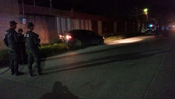 Matan a dos hombres dentro de un carro en San Pedro Sula