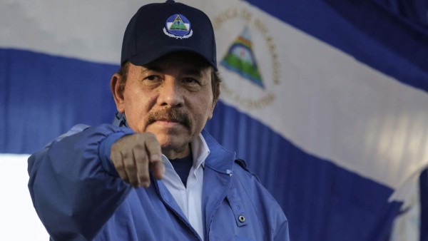 Ortega oficializa candidatura a la reelección tras encarcelar a sus rivales