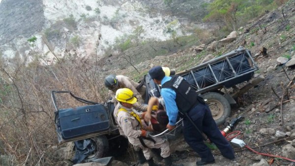 Accidente vial deja tres muertos y cuatro heridos en Honduras