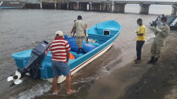 Honduras: Recuperan tres cuerpos del interior de barco hundido