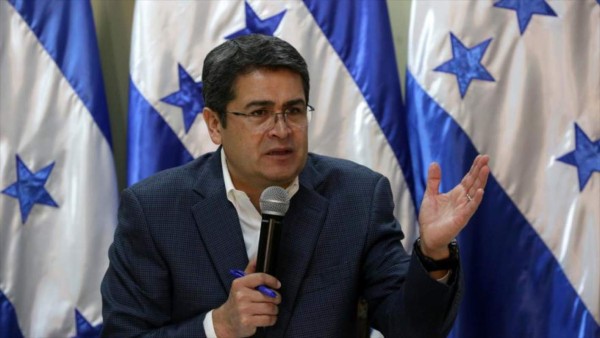 Presidente de Honduras viajará mañana a Colombia para investidura de Duque