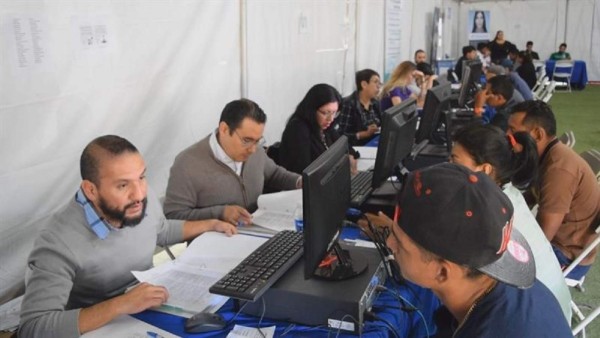 Más de 5,000 migrantes obtienen empleo en México