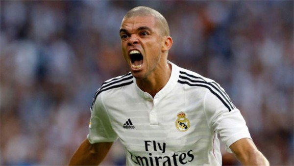 Pepe sufre lesión muscular en el muslo derecho