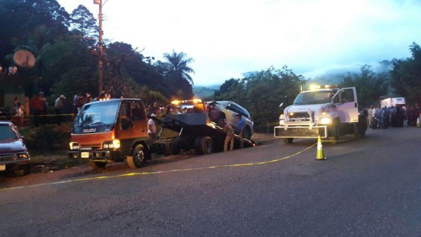 Dos mecánicos mueren en triple colisión en Copán