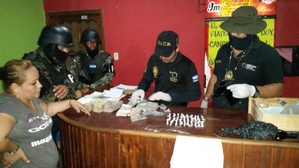 Allanamientos dejan siete detenidos por supuesta venta de droga en el occidente