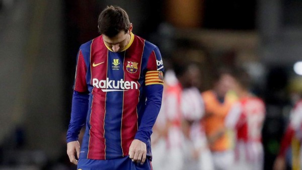 Anuncian castigo para Messi tras su expulsión en la Supercopa de España