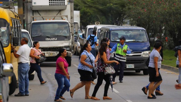 Proyectan construir diez puentes peatonales en San Pedro Sula