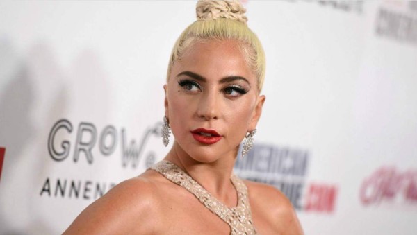 Lady Gaga recibe golpe del coronavirus al tener que posponer el lanzamiento de su nuevo disco