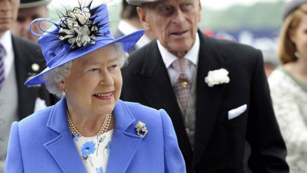 La reina Isabel II visitará al papa Francisco