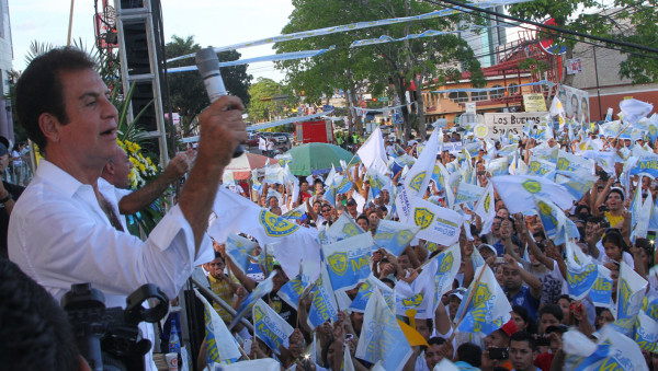 Salvador Nasralla ofrece transformar Honduras