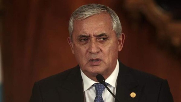 Guatemala: Otto Pérez se presenta a los juzgados