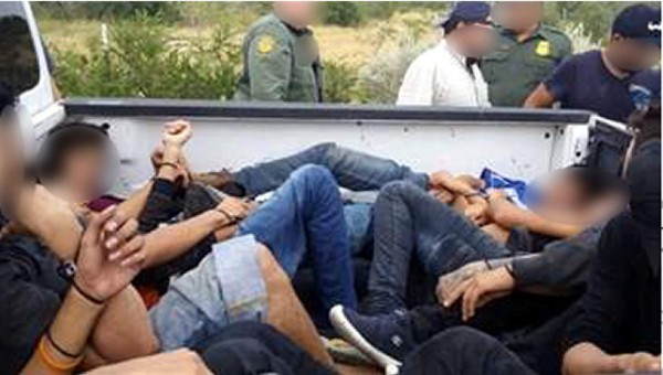 EEUU: Arrestan a 55 indocumentados en sur de Texas