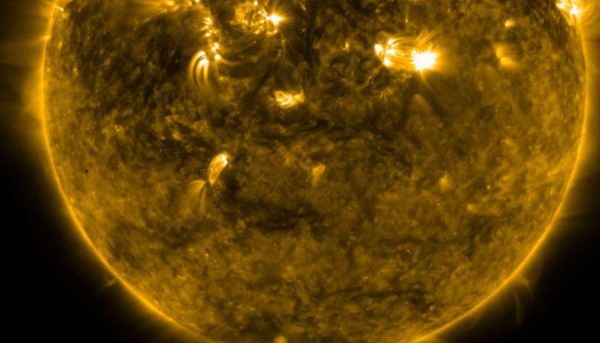 Mercurio completa su primer tránsito delante del Sol