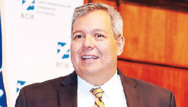 Dante Mossi: 'Este año vamos a otorgar 800 millones de dólares a Honduras”
