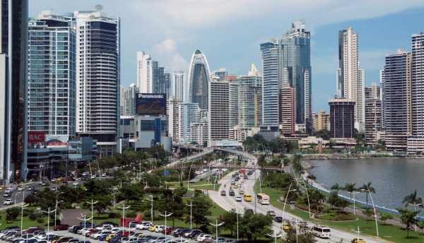 Panamá quiere destronar a Miami como centro financiero