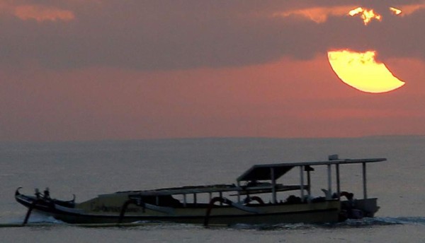 La Luna 'morderá” al Sol en un llamativo eclipse parcial