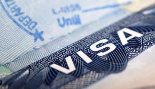 EEUU suspende la emisión de visas en la mayoría de países